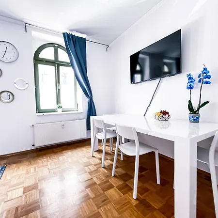 Apartment Levax Living - Stadion - Clarapark - 54qm *